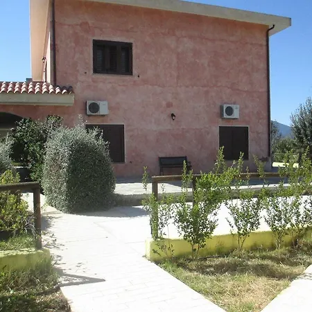Agriturismo Il Nuraghe *